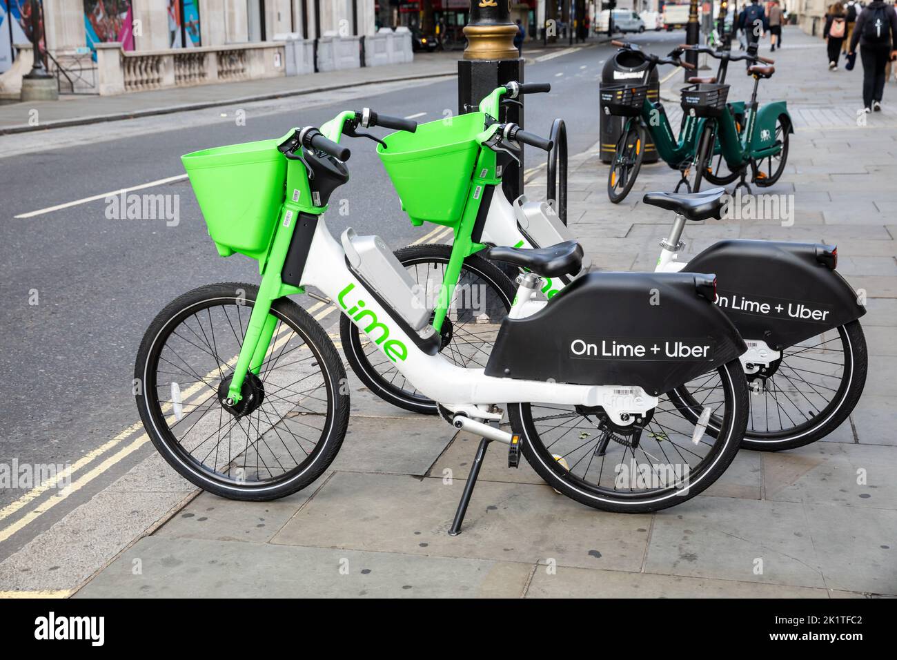 Electric Bikes for hire Early Morning in London Stock Photo