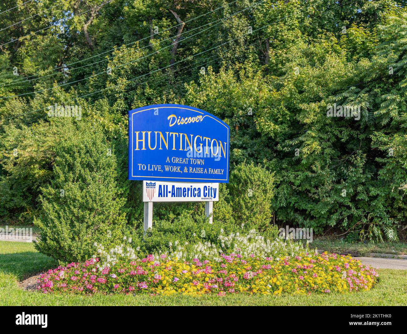 Discover Huntington Sign in Huntington, NY Stock Photo