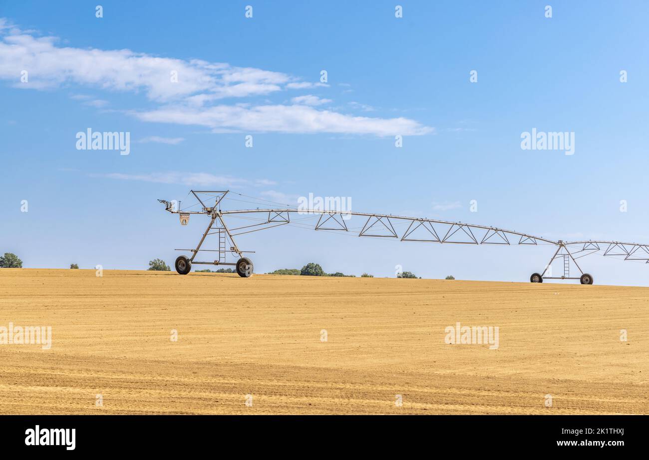 Large farm irrigation sprinkler system Stock Photo Alamy