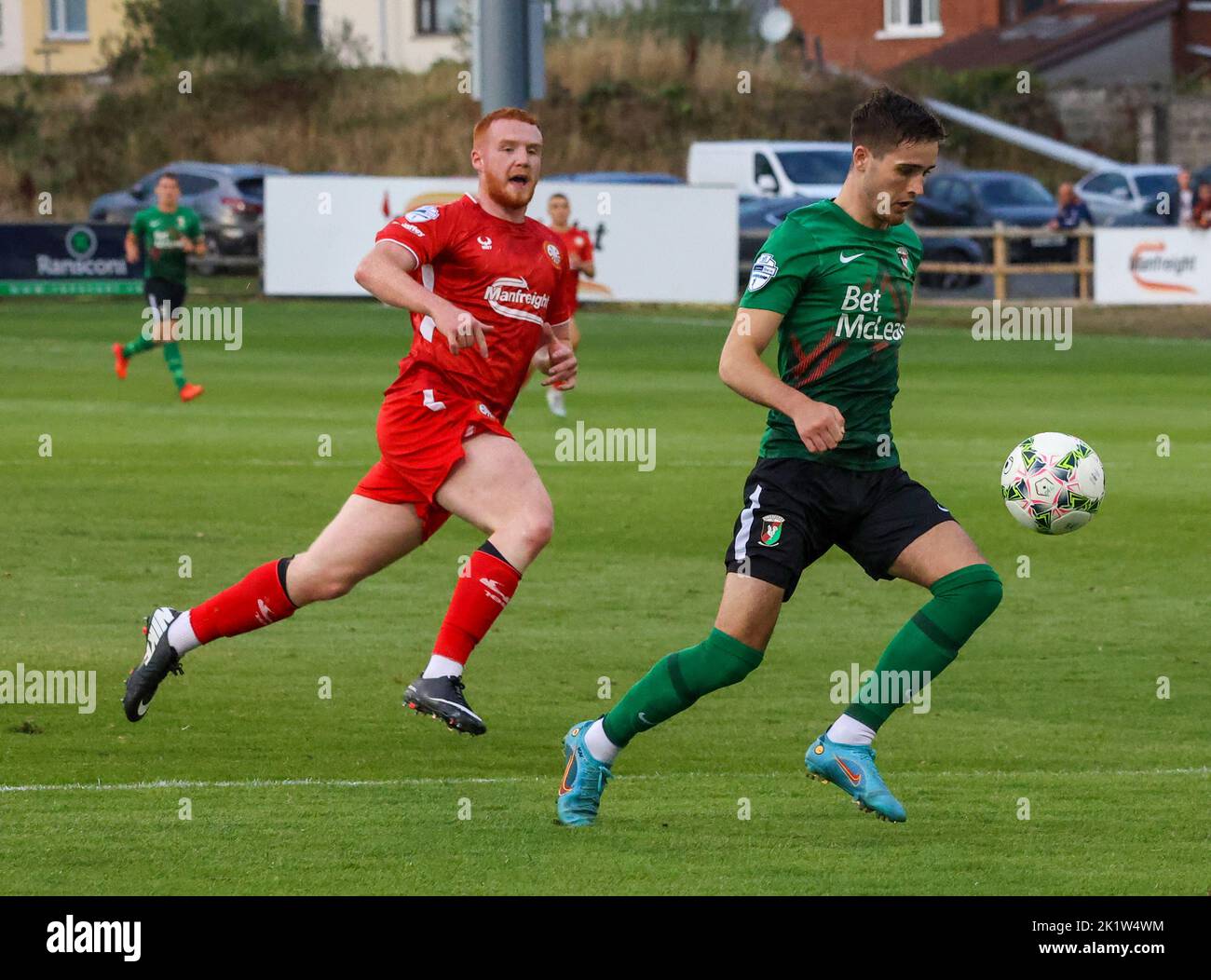 Jay donnelly glentoran player hires stock photography and images Alamy