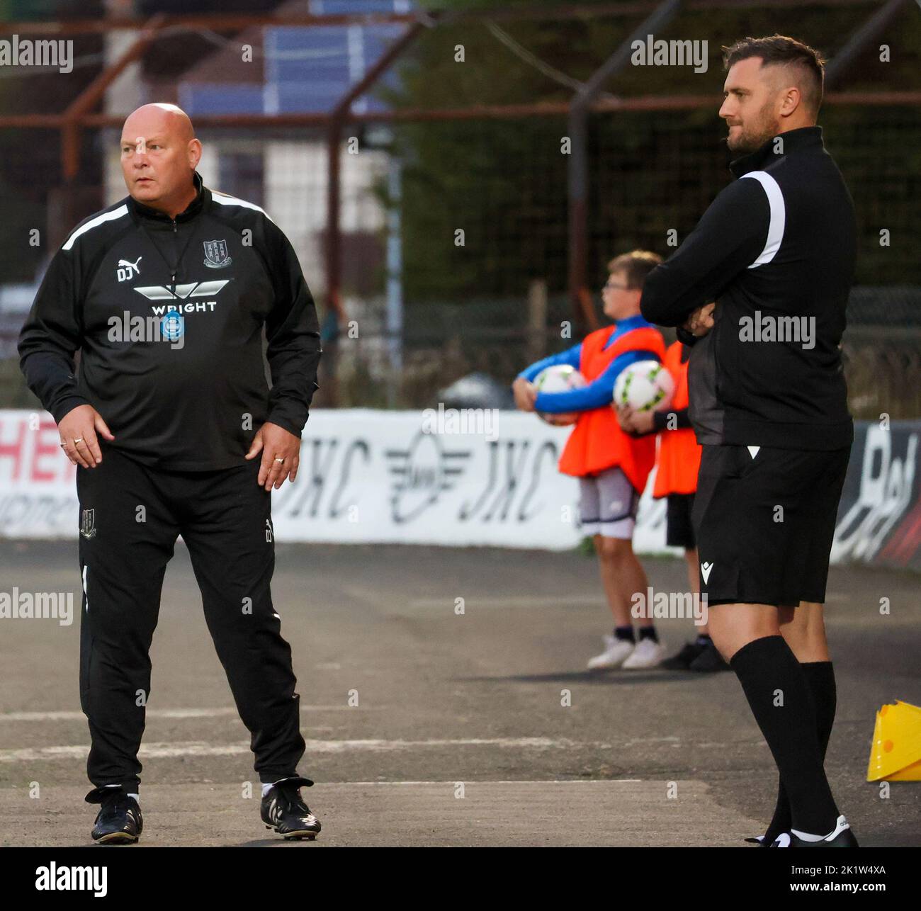 Ballymena Showgrounds, Ballymena, County Antrim, Northern Ireland, UK. 23 Aug 2022. Danske Bank Premiership – Ballymena United 1 Cliftonville 2. Irish League manager, Ballymena United manager David Jeffrey. Stock Photo