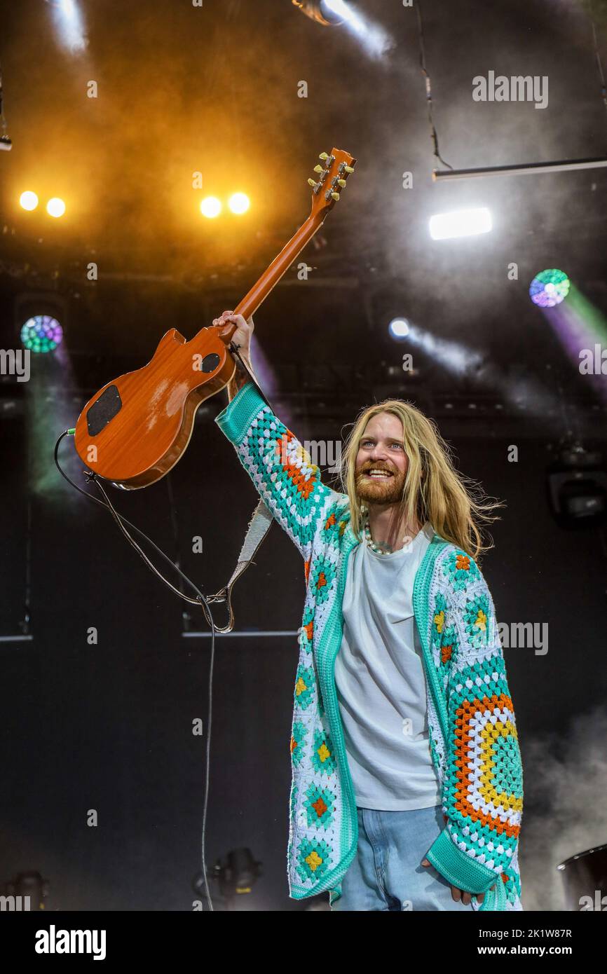 A vertical shot of Sam Ryder performing at Hatfield House