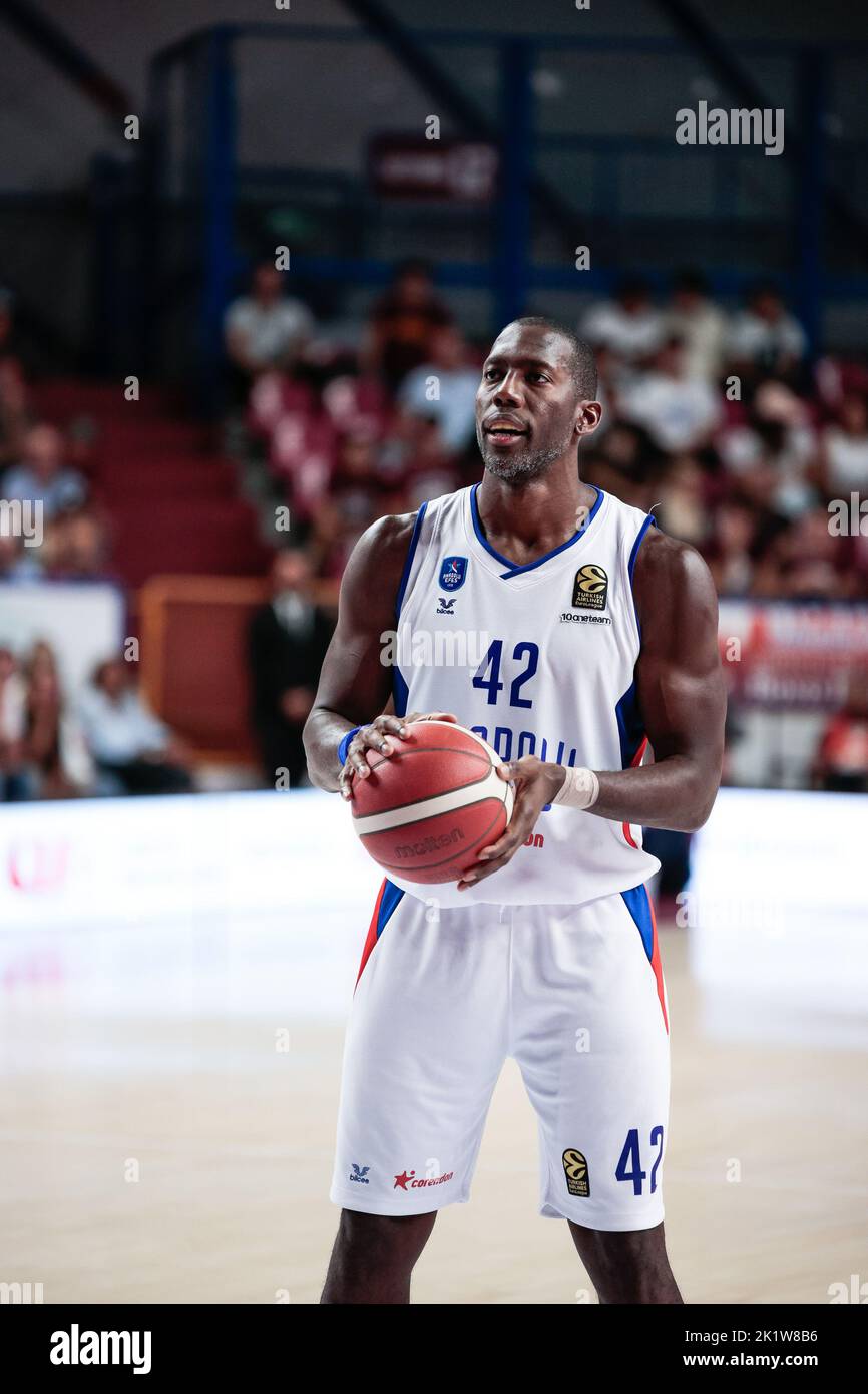 Palasport Taliercio, Venice, Italy, September 20, 2022, Bryant Dunston