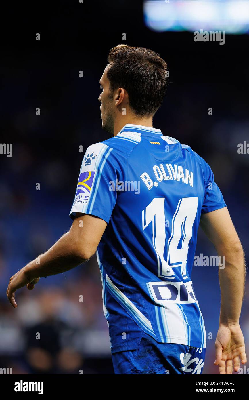 BARCELONA - AUG 19: Brian Olivan in action at the La Liga match between RCD Espanyol and Rayo Vallecano at the RCDE Stadium on August 19, 2022 in Barc Stock Photo