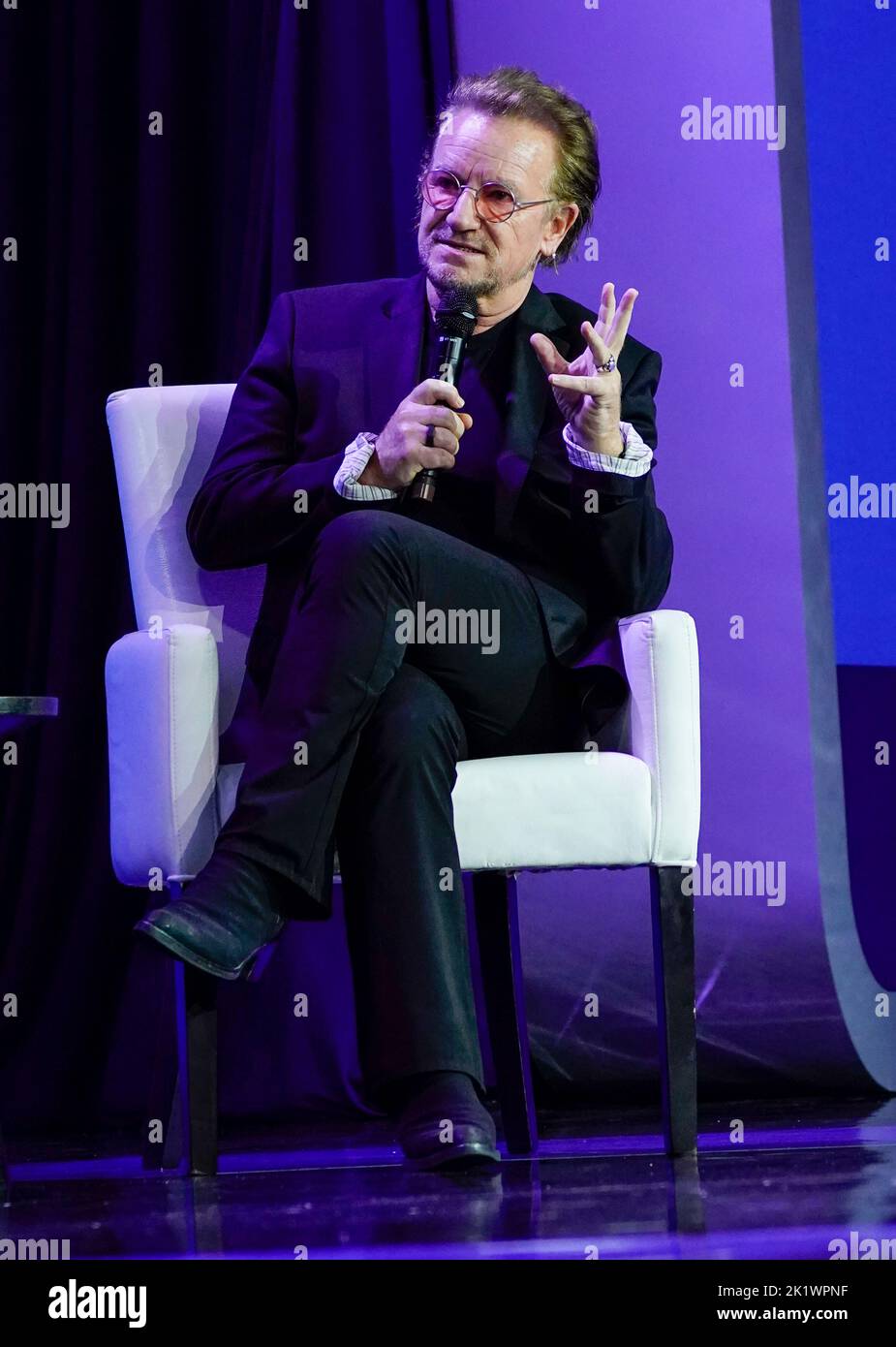 09/20/2022 New York City, New York Bono during the 2022 Clinton Global Initiative held at Hilton Midtown Tuesday September 20, 2022 in New York City. Photo by Jennifer Graylock-Alamy News 917-519-7666 Stock Photo