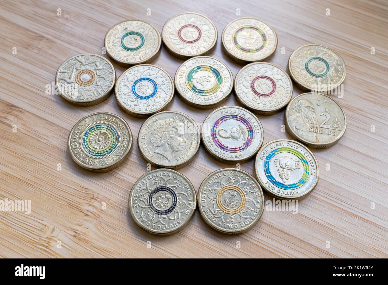 2 Australian Dollar Coin Hi res Stock Photography And Images Alamy 2-australian-dollar-coin-hi-res-stock-photography-and-images-alamy
