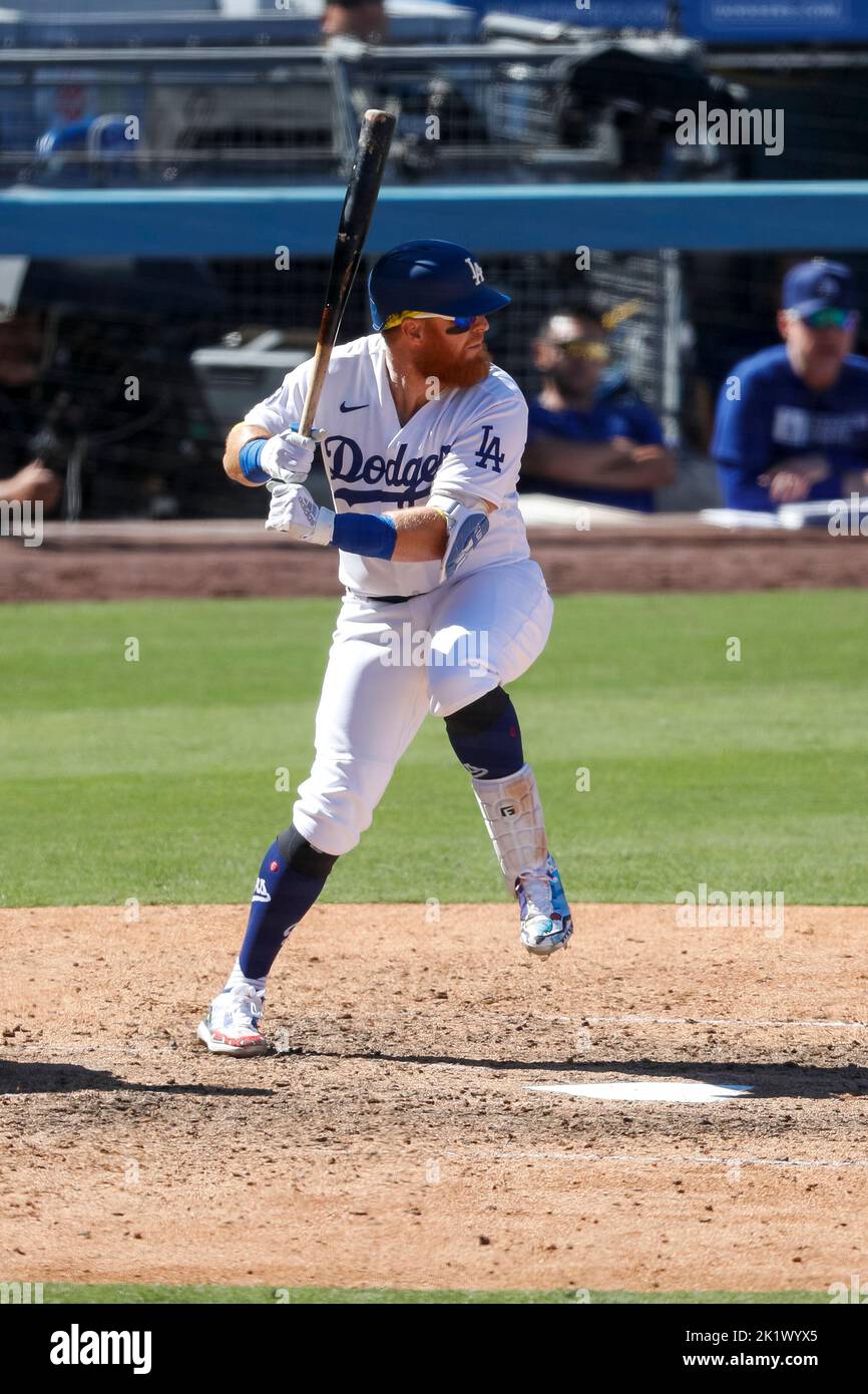 Los Angeles Dodgers third basemen Justin Turner (10) waits for the pitch during an MLB regular season game against the Arizona Diamondbacks, Tuesday, Stock Photo