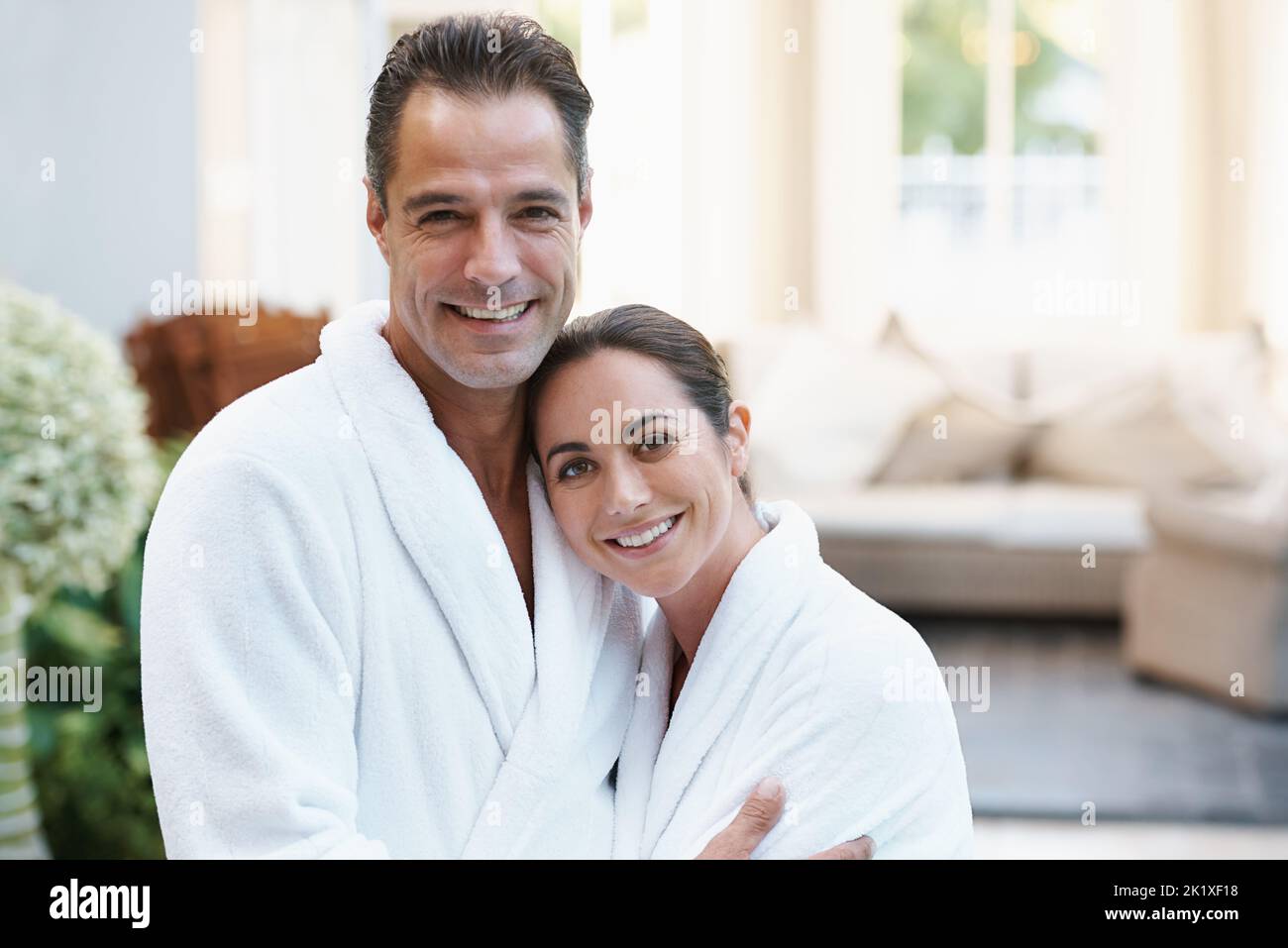 Male robes hi-res stock photography and images - Alamy