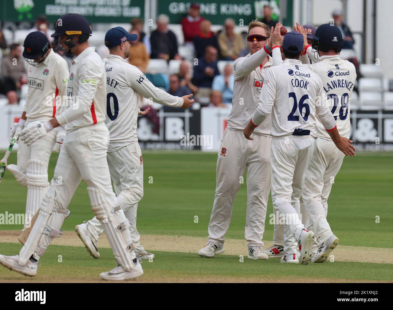 CHELMSFORD ENGLAND - SEPTEMBER 20 : Essex's Simon Harmer celebrates the wicket of George Balderson of Lancashire CCC during LV= COUNTY CHAMPIONSHIP - Stock Photo