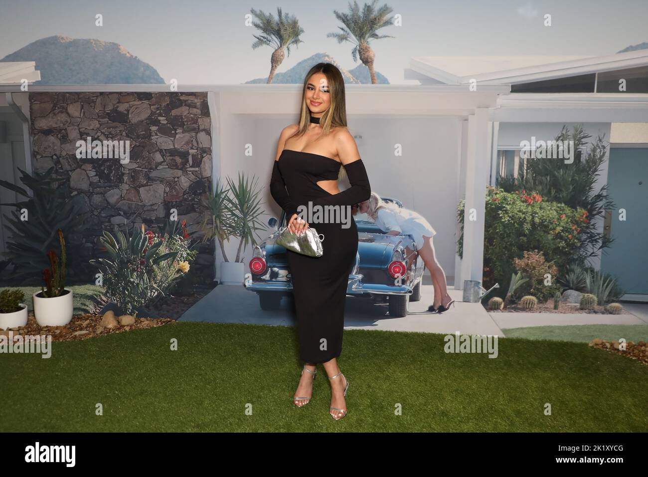 Sydney, Australia. 21st September 2022. Jessica Bader arrives on the red carpet for the Sydney Premiere of Don’t Worry Darling at Event Cinemas, George Street. Credit: Richard Milnes/Alamy Live News Stock Photo