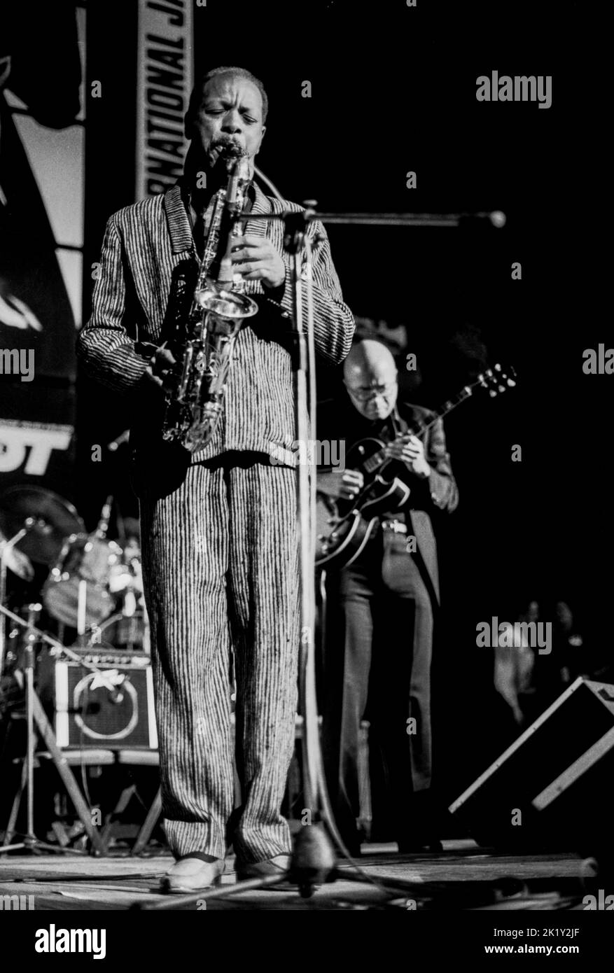 Spartiti Musicali - Ornette Coleman: For B Flat, E Flat, C And Bass Clef Instruments - Foto 10