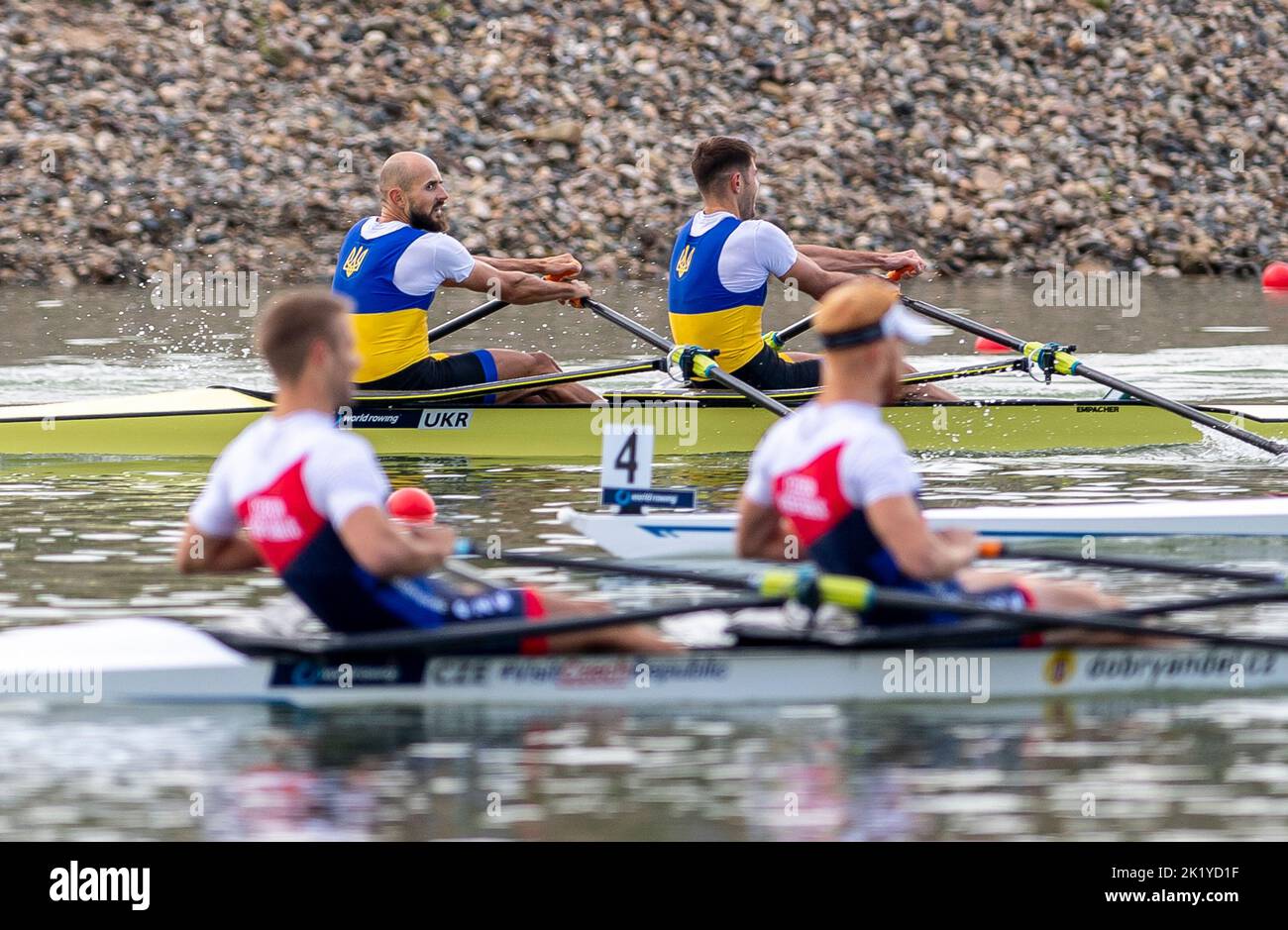 Racice, Czech Republic. 21st Sep, 2022. From left (back) Stanislav Kovalov, Igor Chmara of Ukraine competing during Day 4 of the 2022 World Rowing Championships, Men's lightweight double sculls, quarter finals at the Labe Arena Racice on September 21, 2022 in Racice, Czech Republic. Credit: Ondrej Hajek/CTK Photo/Alamy Live News Stock Photo