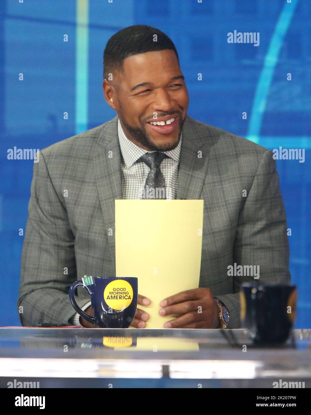 Cast Of Good Morning America PICTURED Michael Strahan LOCATION New