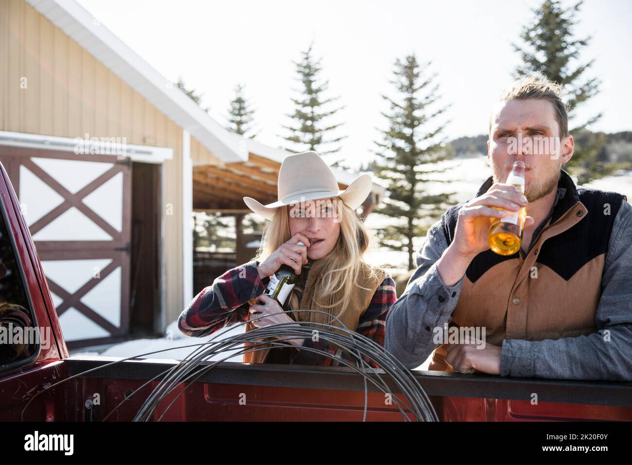 Open bed truck hires stock photography and images Alamy