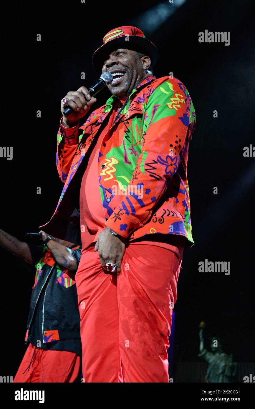 West Palm Beach, FL, USA. 20th Sep, 2022. Busta Rhymes performs with  Wu-Tang Clan during the "New York State of Mind' Tour at The iTHINK  Financial Amphitheatre on September 20, 2022 in
