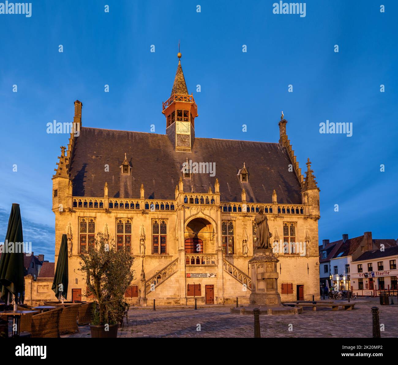  Damme, Belgium - 9 July 2020: Town hall and main square in the historic Illustration 