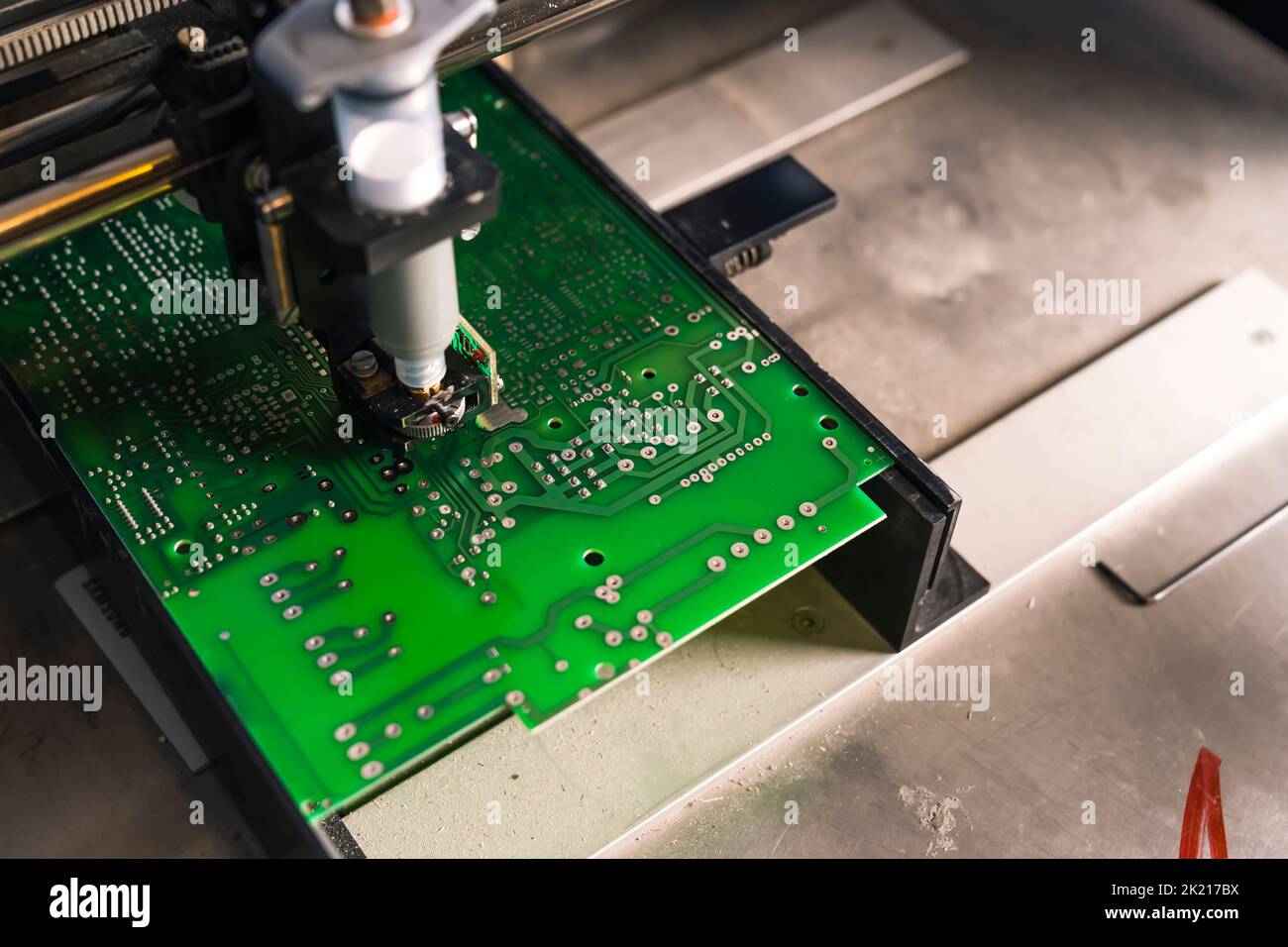 Soldering paste dispenser hires stock photography and images Alamy