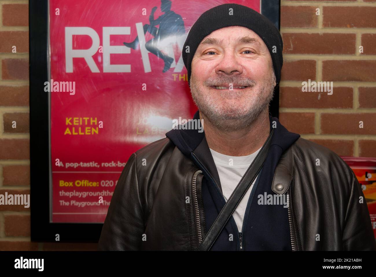 Artist Damien Hirst smiles for the camera as he arrives to the final show of Rehab the musical at the Playground Theatre London. Rehab The Musical, a pop-tactic, rock-bottom-to-redemption journey of the soul starring Keith Allen played at The Playground Theatre in London September the 1st to the 17th.Clive Black for Blacklist Entertainment presents Rehab the musical & the team includes: Book by Elliot Davis, music & lyrics by Grant Black & Murray Lachlan Young, Director & choreographer - Gary Lloyd, Co- Producer Don Black The New Musical attracted some high profile visitors to watch and supp Stock Photo