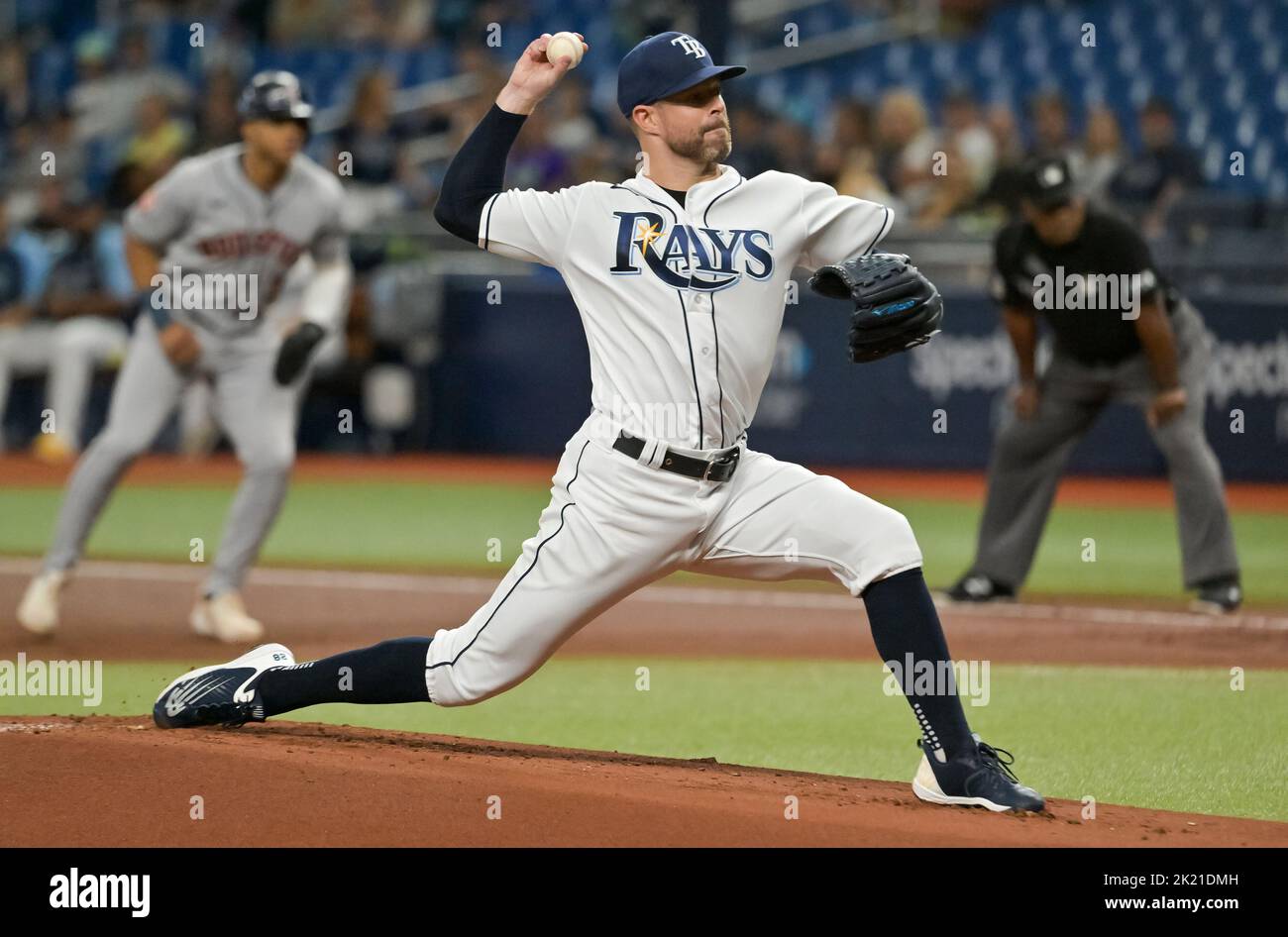 Tampa Bay Rays first baseman Ji-Man Choi makes a play against the Seattle  Mariners during a baseball game Monday, Aug. 2, 2021, in St. Petersburg,  Fla. (AP Photo/Chris O'Meara Stock Photo 