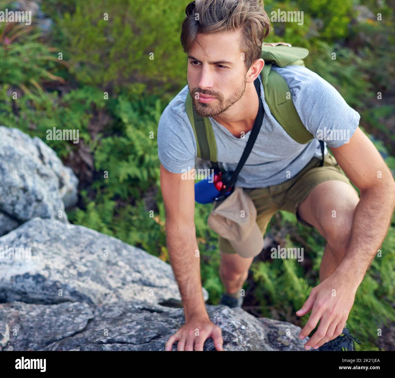 Young man mountain hi-res stock photography and images - Alamy