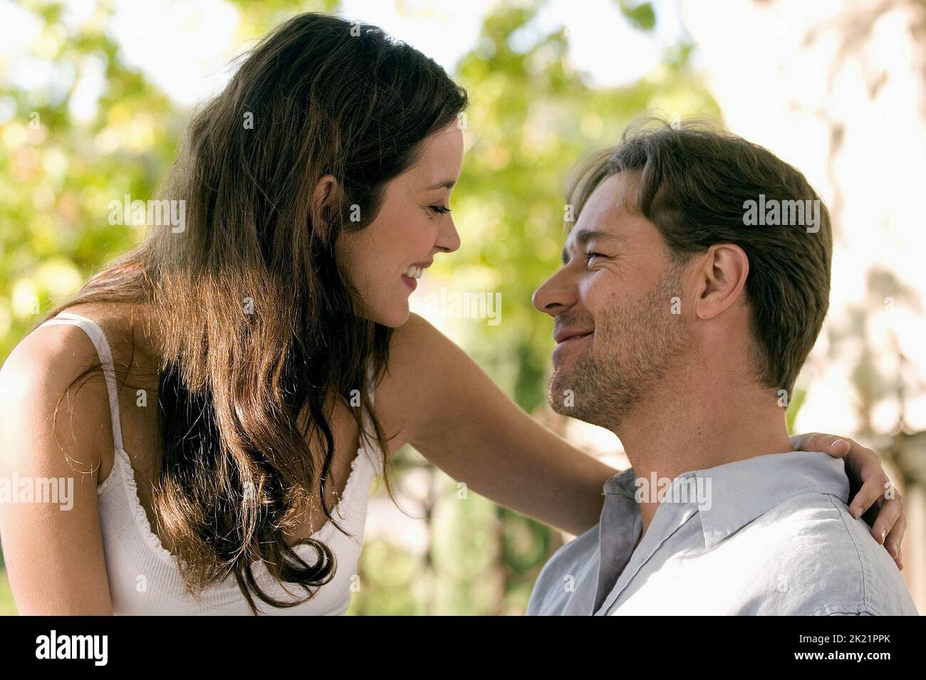 MARION COTILLARD, RUSSELL CROWE, A GOOD YEAR, 2006 Stock Photo