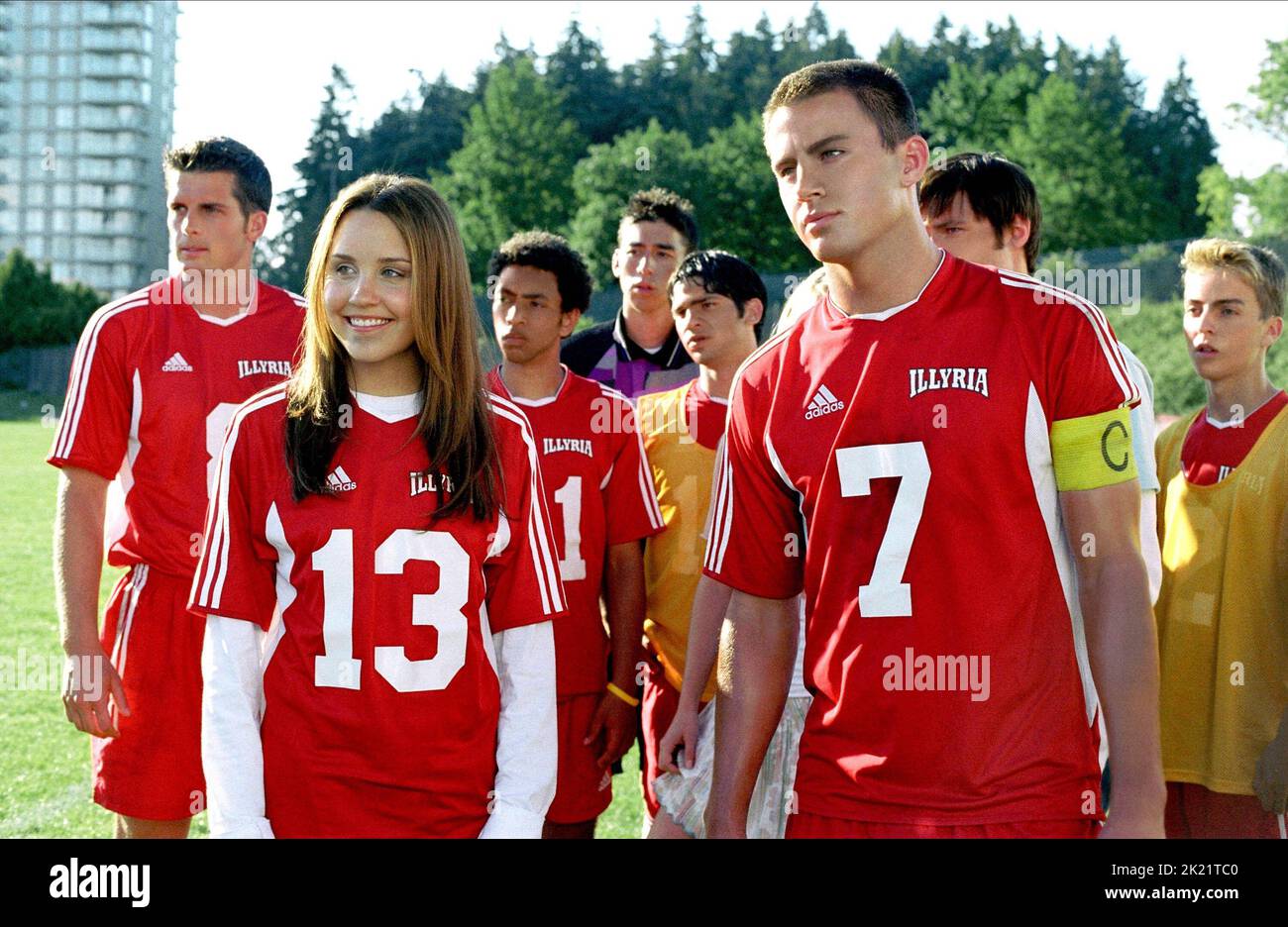 AMANDA BYNES CHANNING TATUM SHE S THE MAN 2006 Stock Photo Alamy AMANDA BYNES CHANNING TATUM SHE S THE MAN 2006 Stock Photo Alamy