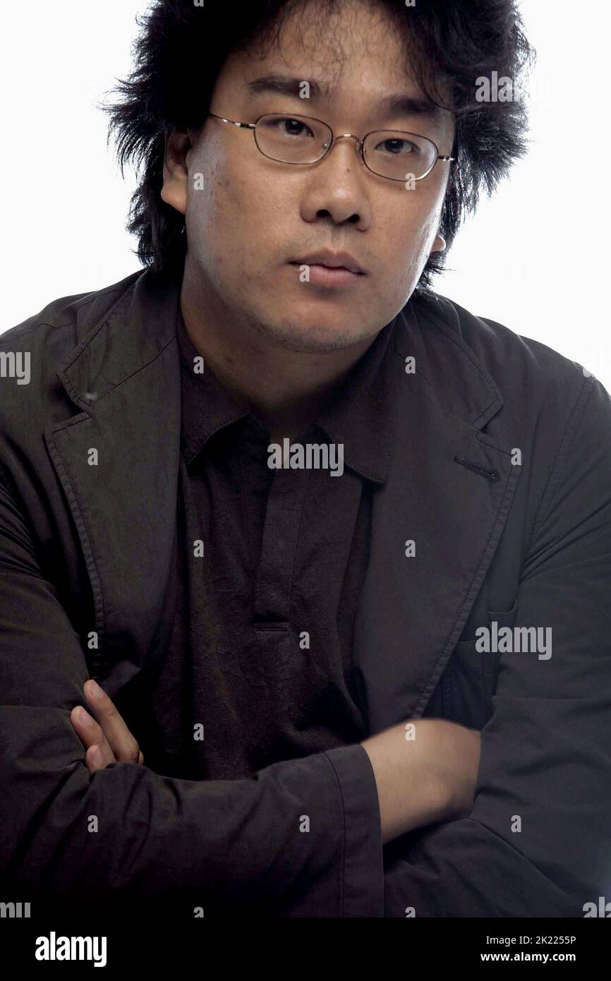 The host (2006) bong hi-res stock photography and images - Alamy