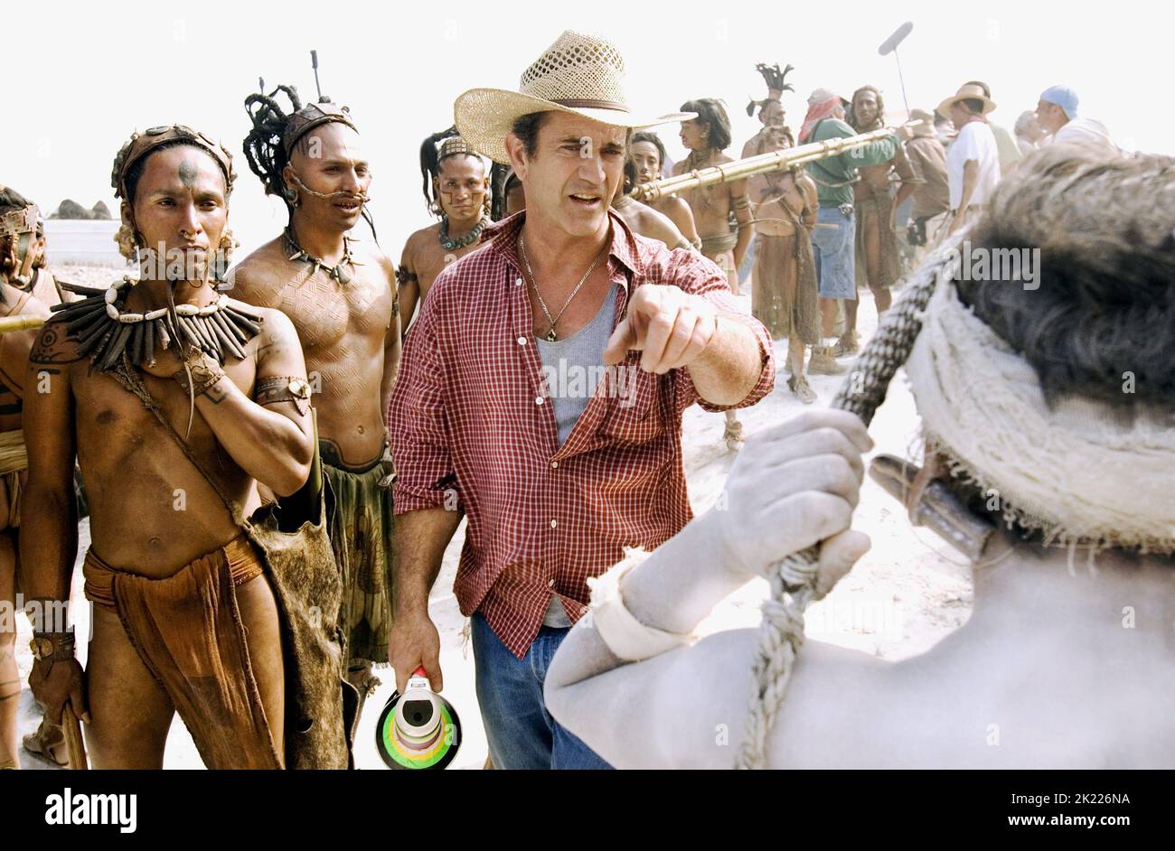 MEL GIBSON, APOCALYPTO, 2006 Stock Photo Alamy