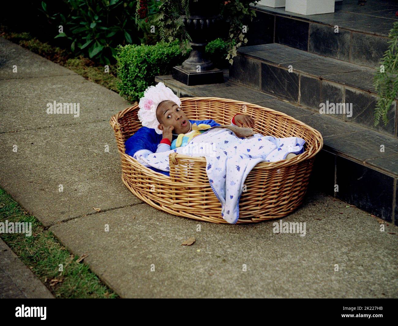 Little man 2006 marlon wayans hi-res stock photography and images - Alamy