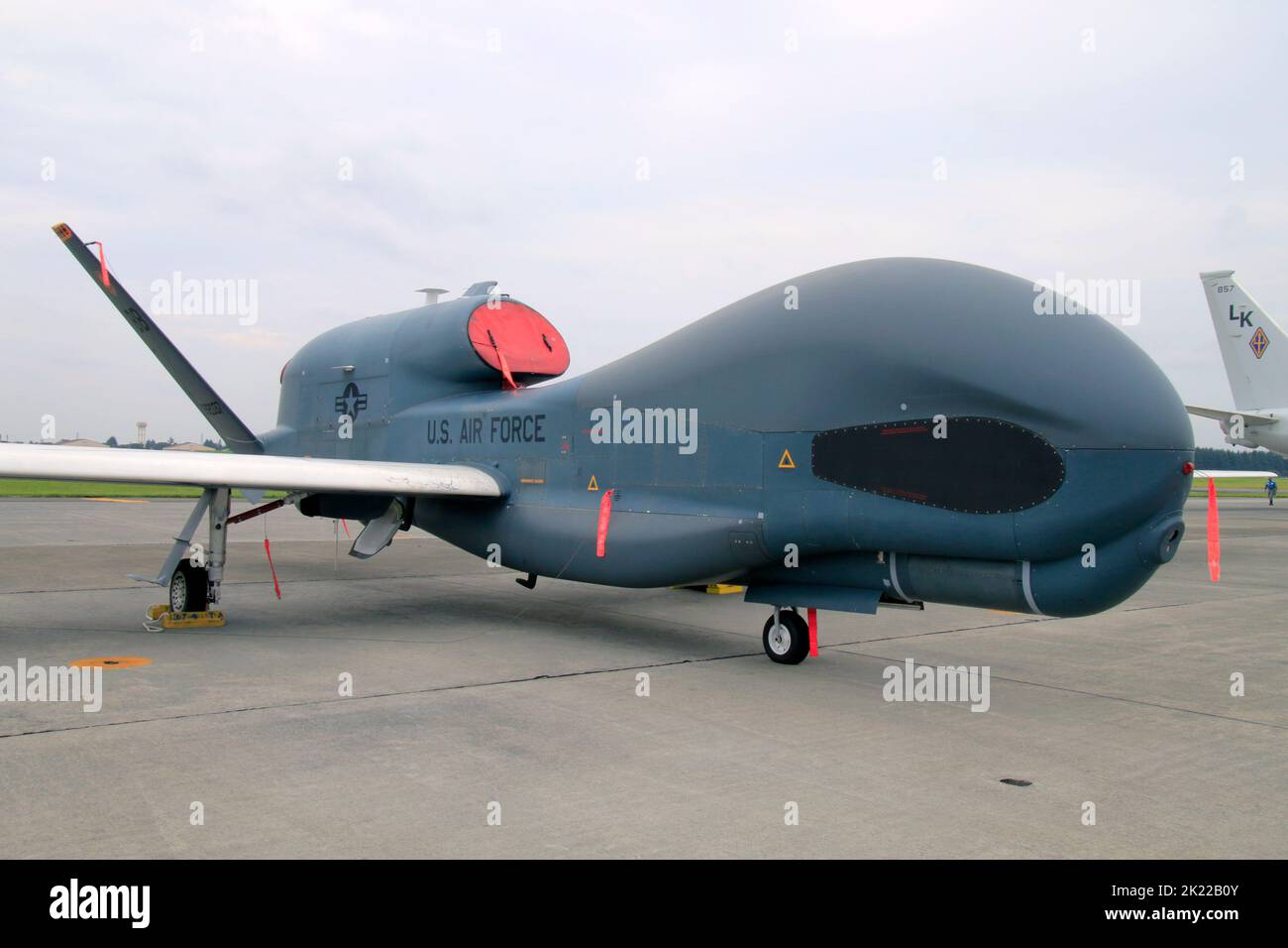 Rq 4 global hawk hi-res stock photography and images - Alamy