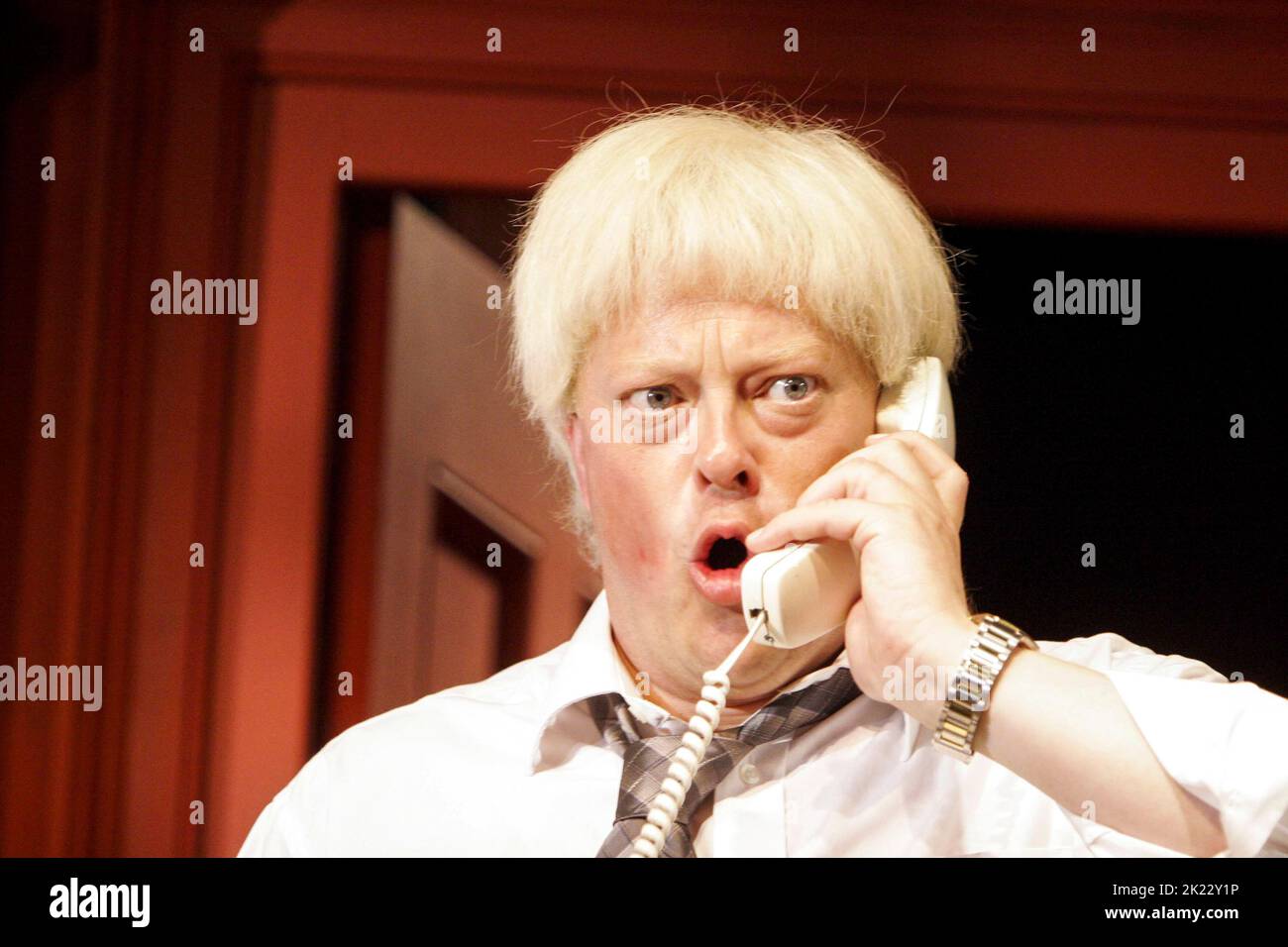Tim Hudson (Boris Johnson) in WHO'S THE DADDY? by Toby Young & Lloyd Evans at the King's Head Theatre, London N1  25/07/2005  directed by Tamara Harvey Stock Photo