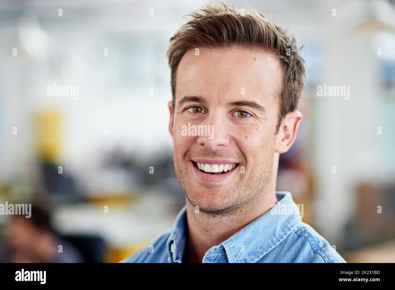 Happy work environment hi-res stock photography and images - Alamy