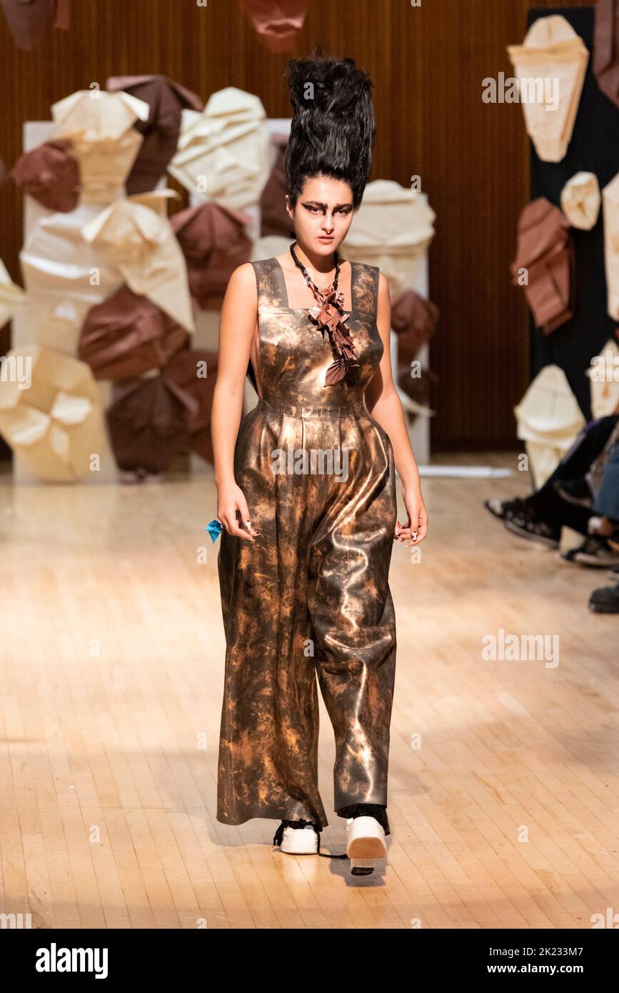 Model Madeleine Mills, modelling on catwalk for VIN+OMI 'Opinions' show