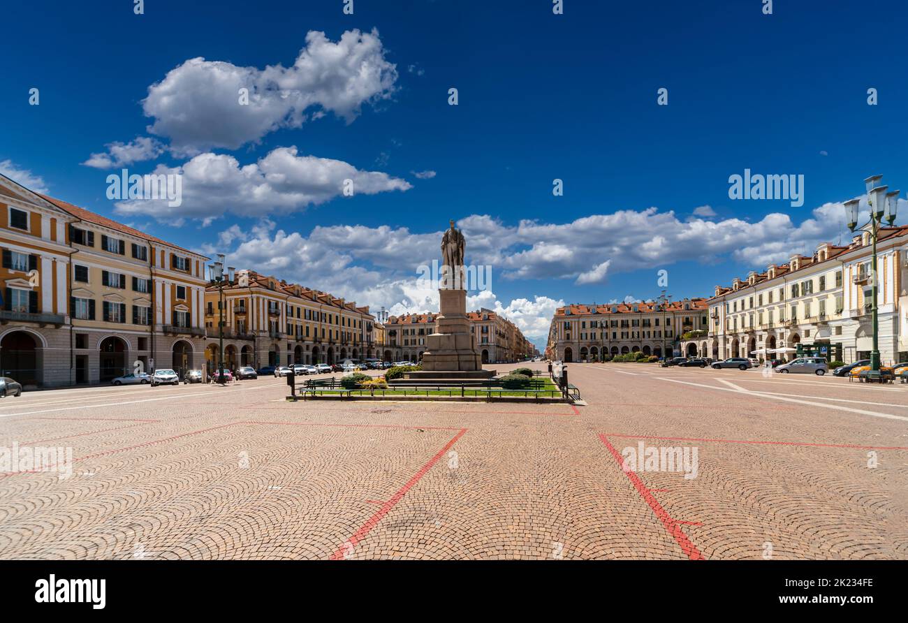 Cuneo, Piedmont, Italy - August 06, 2022: View on Tancredi Duccio Galimberti Square with Statue of Giuseppe Barbaroux, in the background the beginning Stock Photo