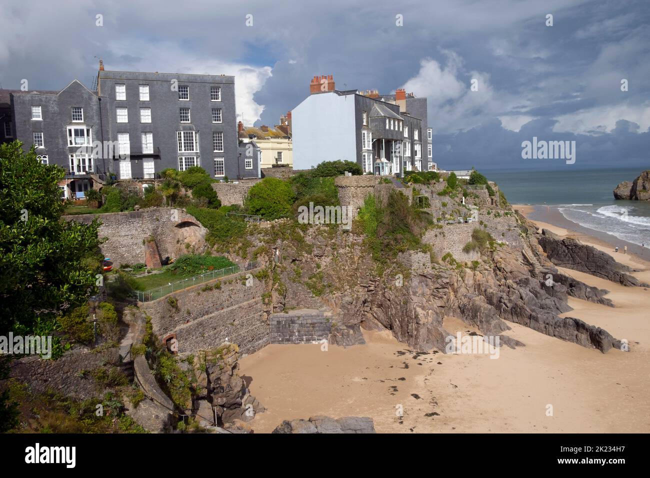 View of St Catherine's Fort and Island and the beach in Carmarthen Bay in autumn at Tenby Pembrokeshire Wales UK  KATHY DEWITT Stock Photo