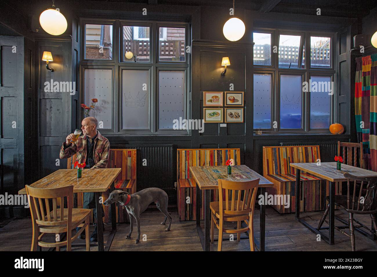 The Crown is an independently run freehouse in Hastings ,East Sussex , England Stock Photo