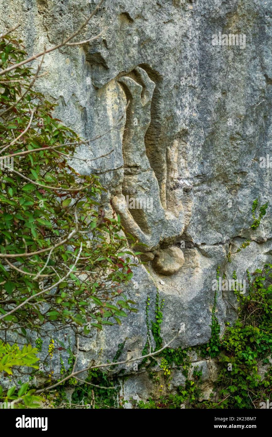 Still Falling, Antony Gormley,Tout Quarry Sculpture Park Stock Photo