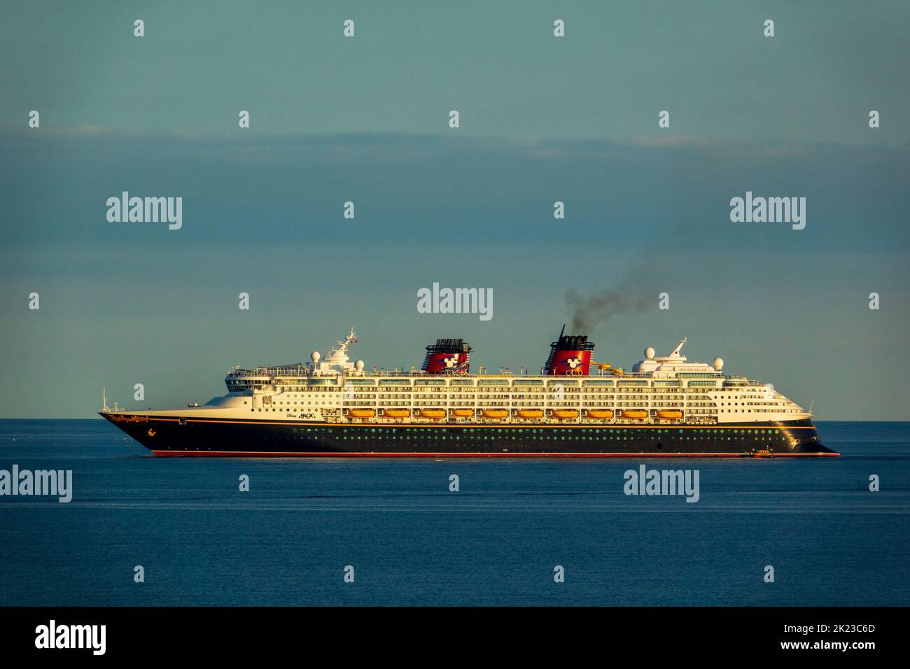 Disney Magic, criuse ship Stock Photo - Alamy