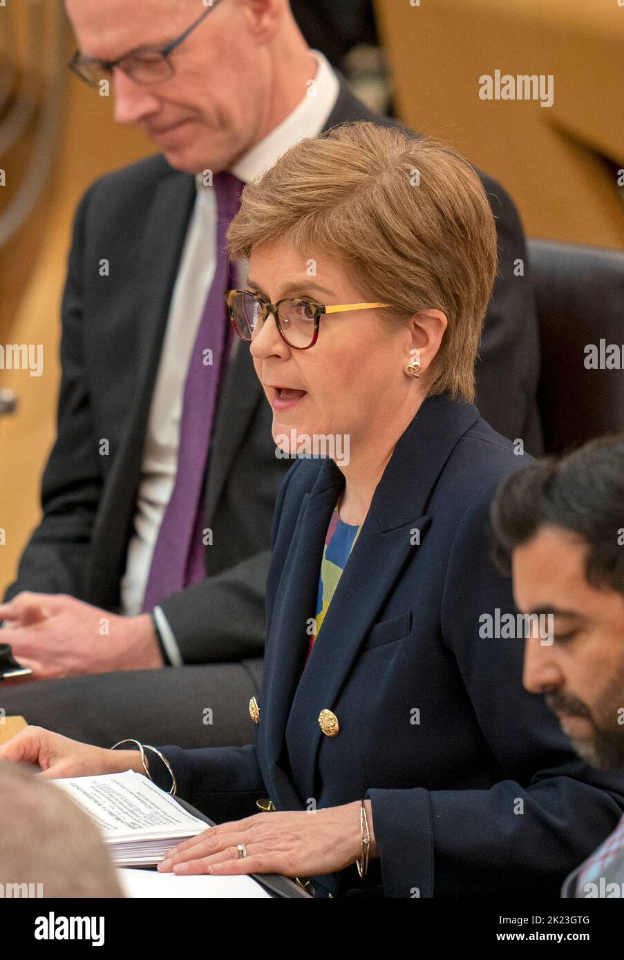 First Minister Nicola Sturgeon during First Minster's Questions (FMQ's) in the debating chamber of the Scottish Parliament in Edinburgh. Picture date: Thursday September 22, 2022. Stock Photo