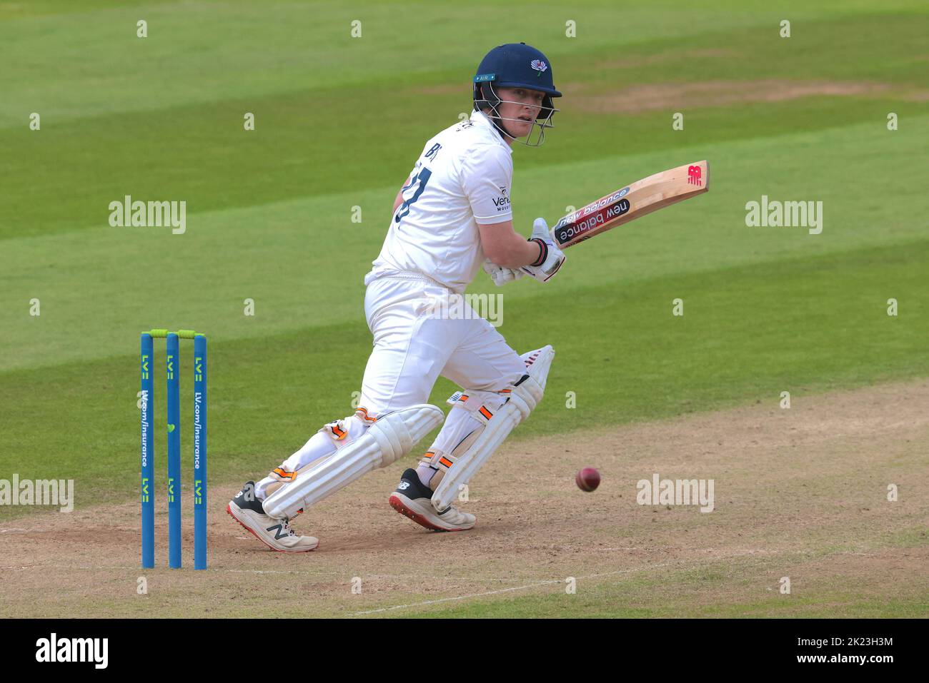 22 September, 2022. London, UK. Yorkshire’s Dom Bess batting as Surrey take on Yorkshire in the County Championship at the Kia Oval, day three David Rowe/Alamy Live News Stock Photo