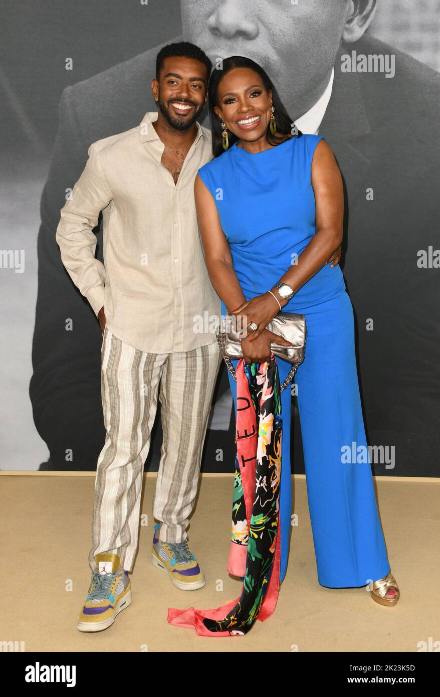 Sheryl lee ralph son etienne hires stock photography and images Alamy