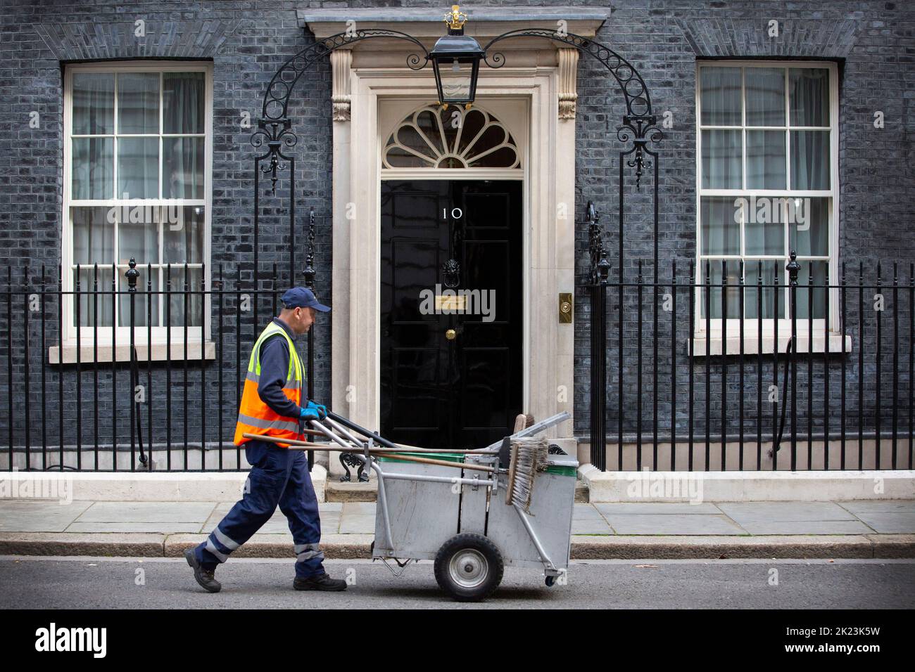 London ,United Kingdom 22/09/2022. A street cleaner is seen walking