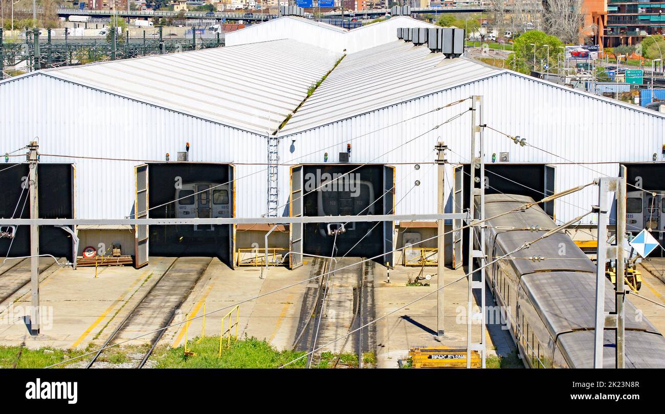 Workshops of la maquinista hi-res stock photography and images - Alamy
