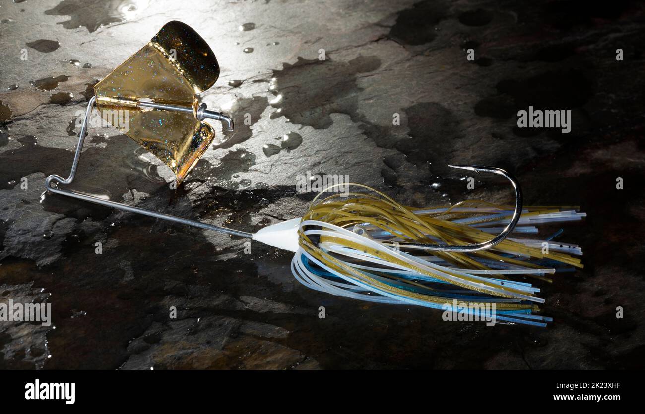 Gold blade hi-res stock photography and images - Alamy