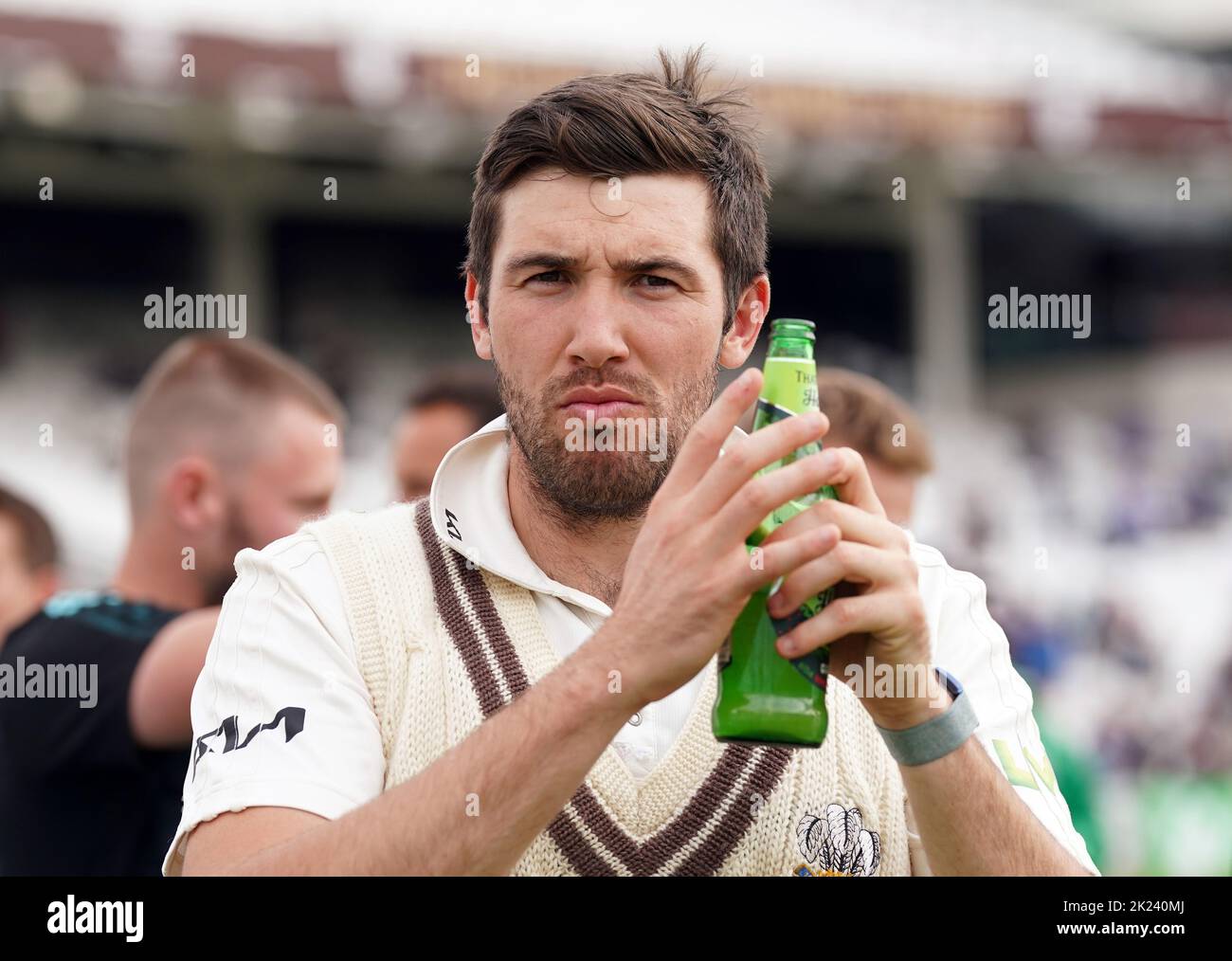 Surrey's Jamie Overton celebrates winning the LV= Insurance County Championship division one title at the Oval, London. Picture date: Thursday September 22, 2022. Stock Photo