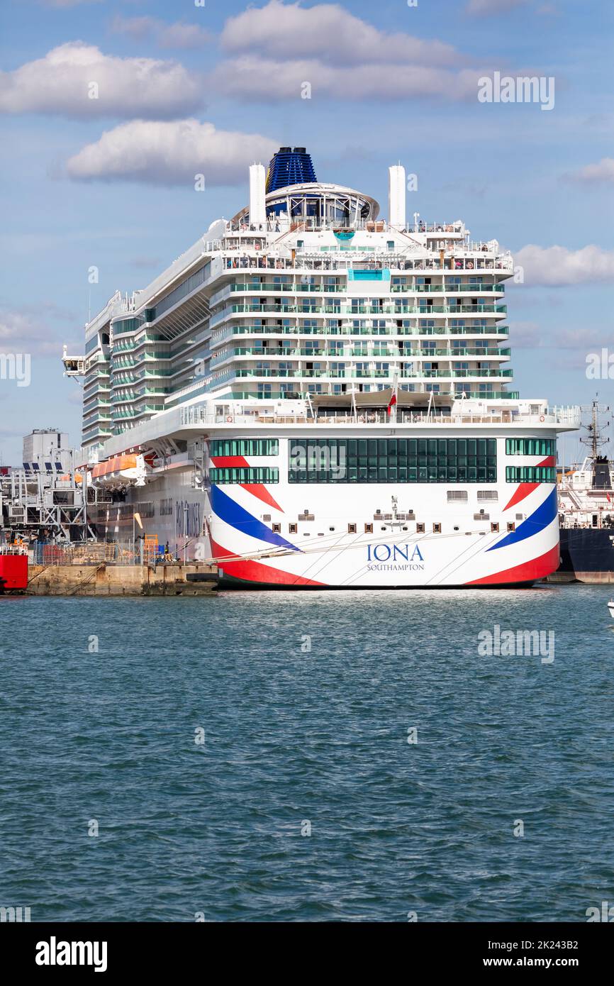 P&O cruise ship IONA docked in Southampton, UK Stock Photo