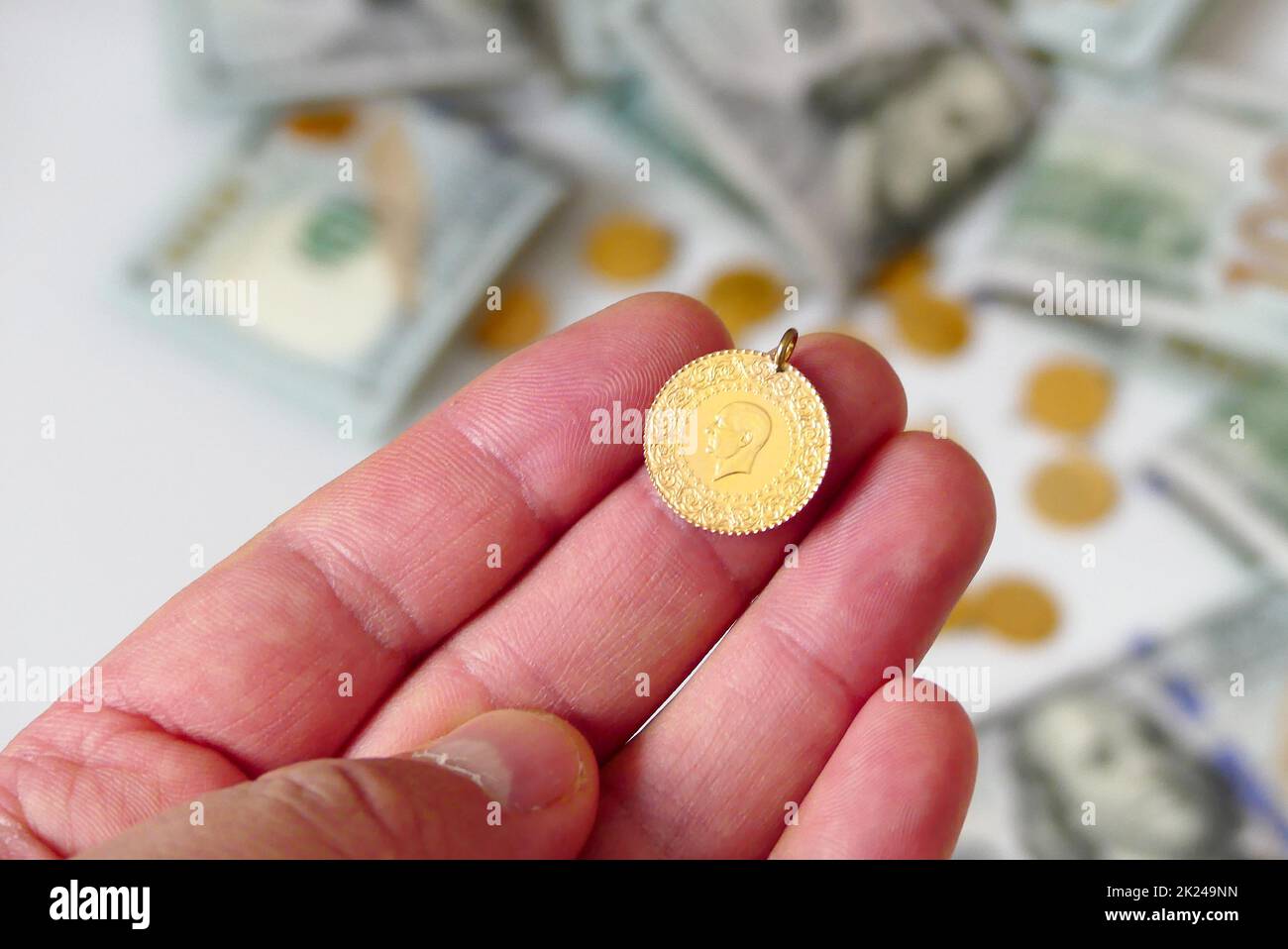 2022 world economic crisis, and the Turkish state standing in the white