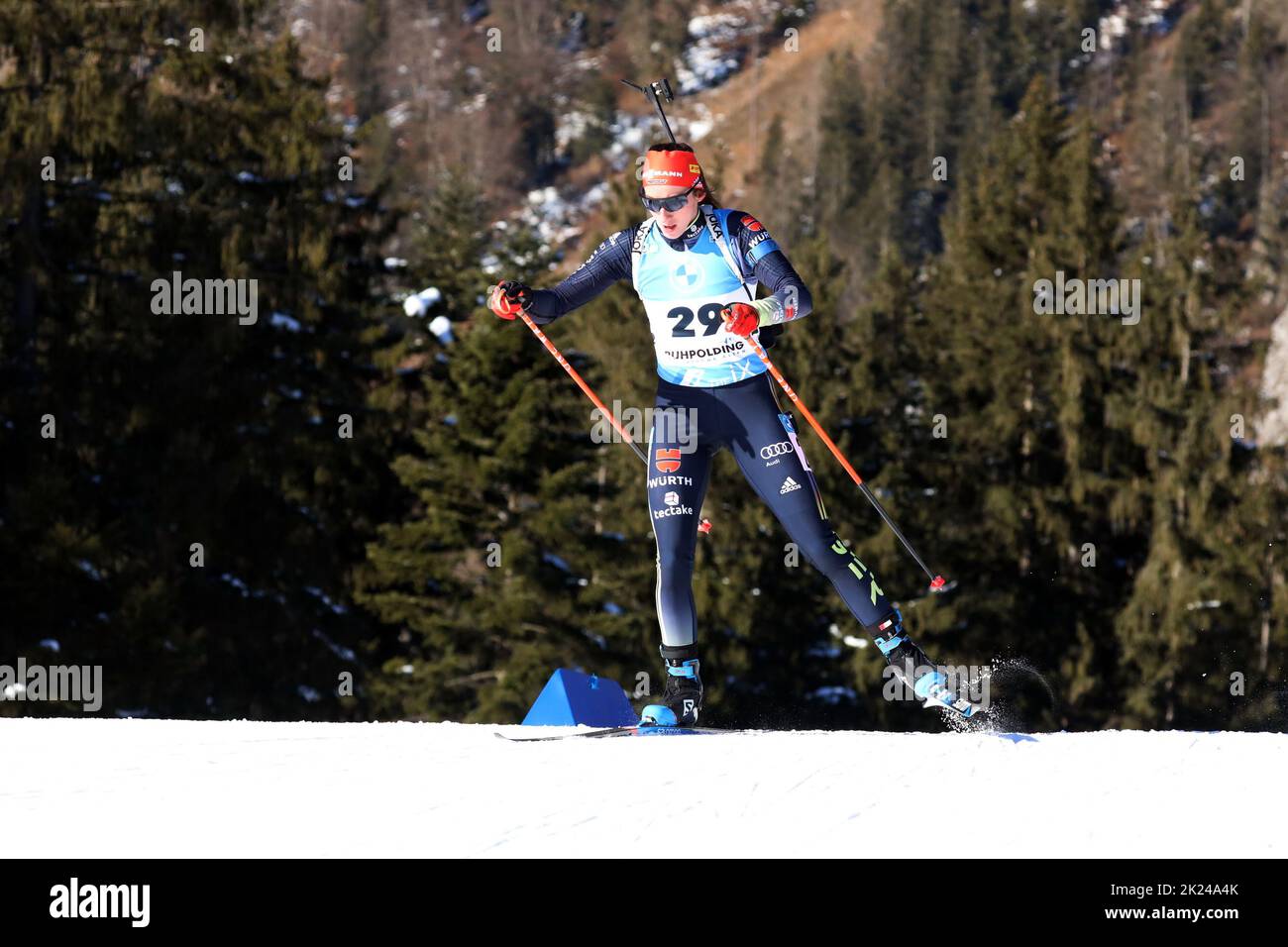 Vanessa Voigt (SV Rotterode) beim IBU Biathlon Weltcup Pursuit 10 km Frauen Ruhpolding 2022 Stock Photo