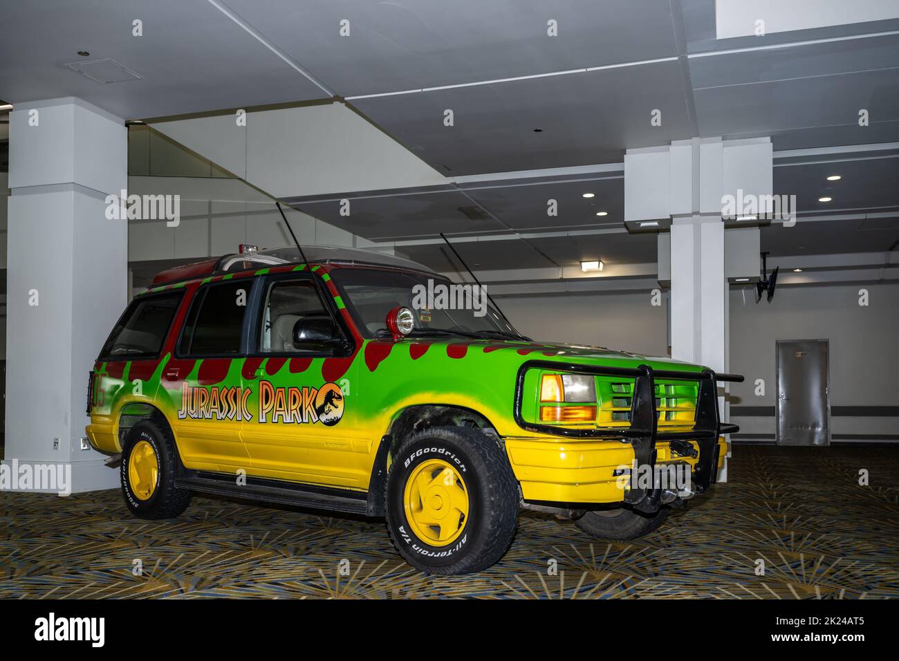 jurassic-park-car-ford-hi-res-stock-photography-and-images-alamy