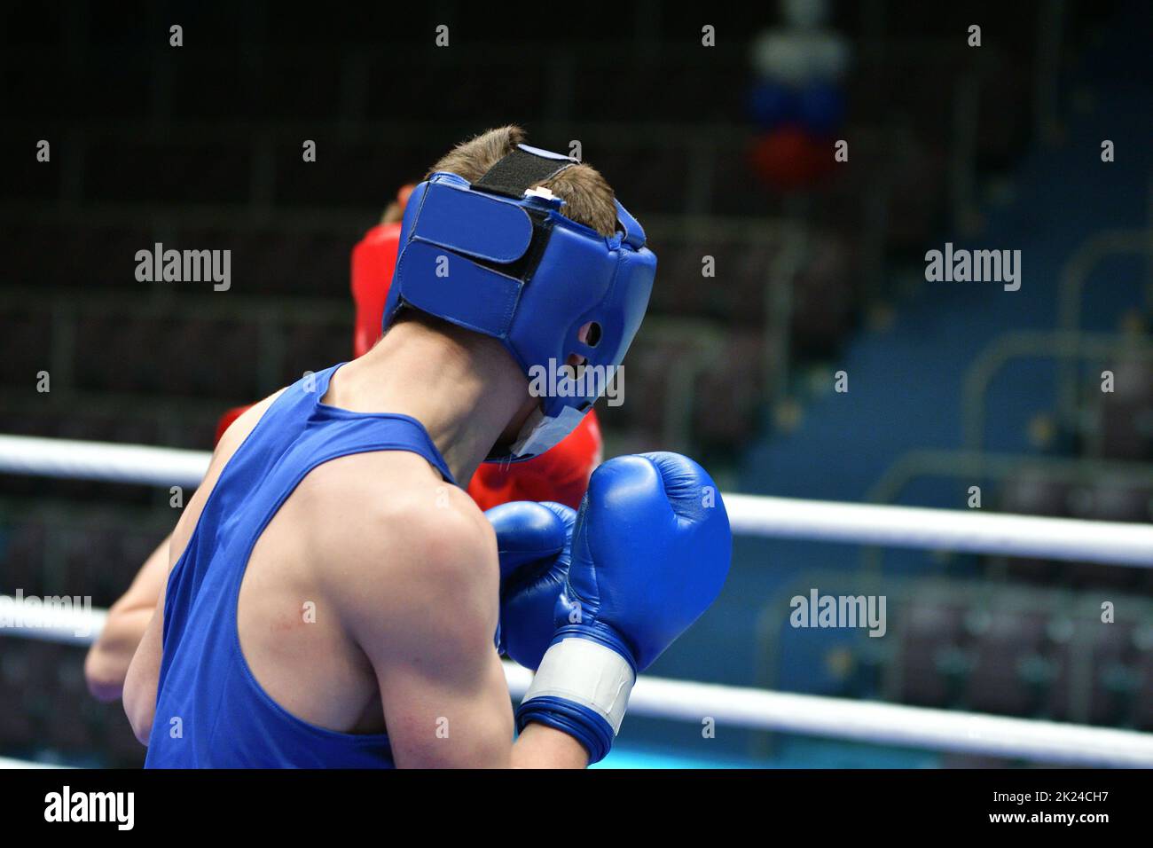 Two boys boxing in ring hires stock photography and images Alamy
